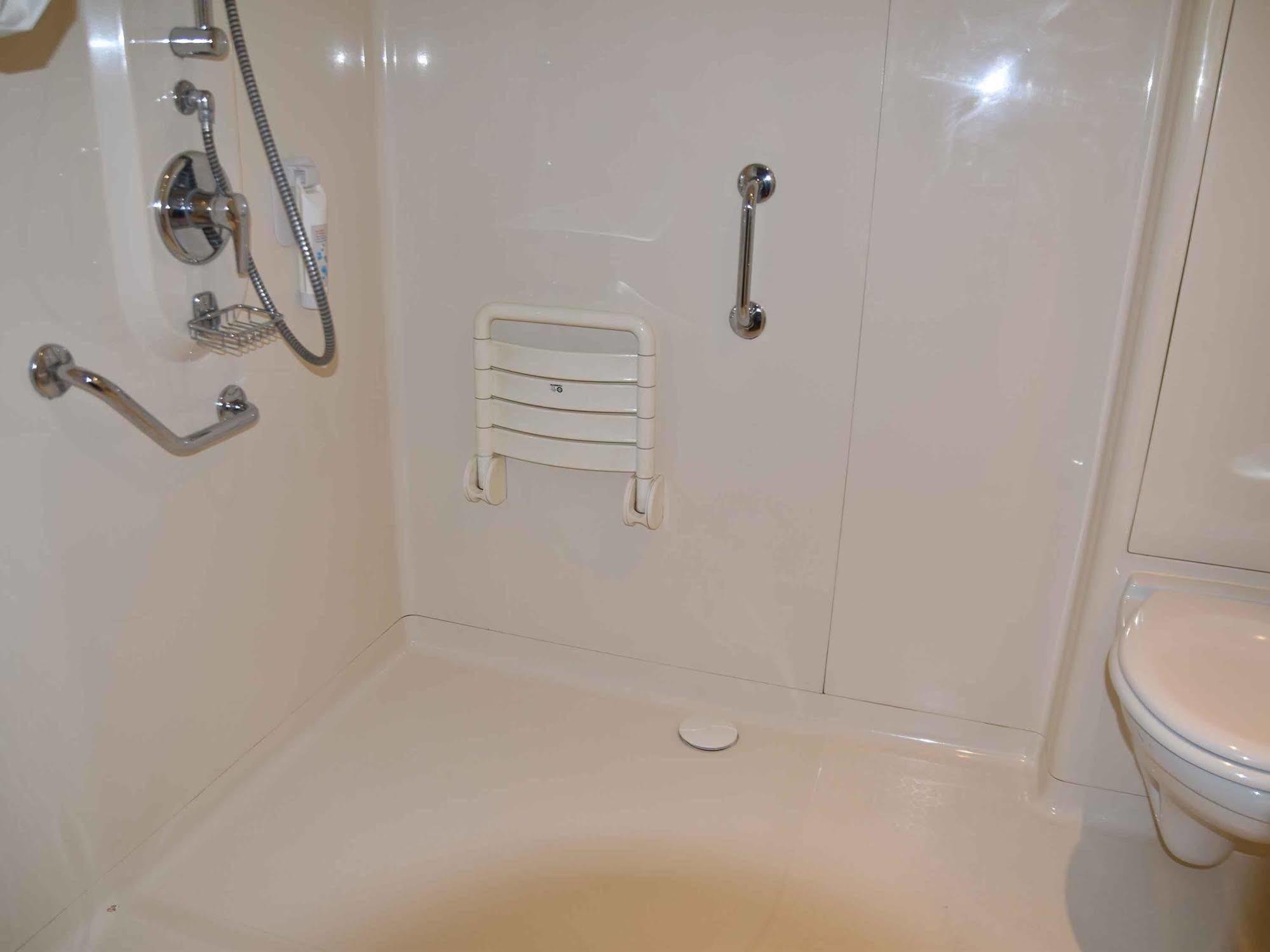 Ibis Budget Rochefort Exterior photo